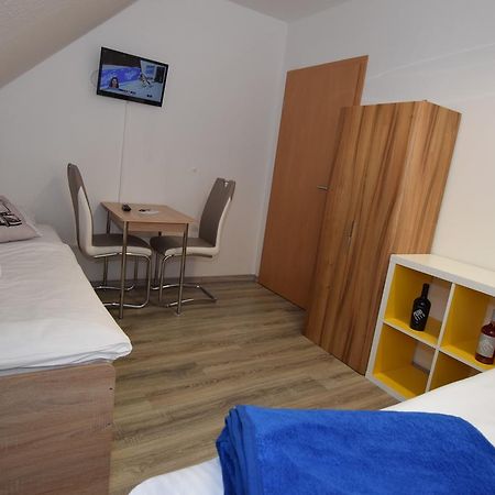 Monteurzimmer Kirchheim-Teck Kirchheim unter Teck Ngoại thất bức ảnh