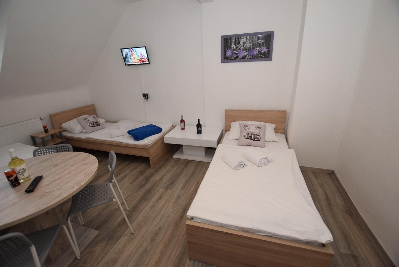 Monteurzimmer Kirchheim-Teck Kirchheim unter Teck Ngoại thất bức ảnh