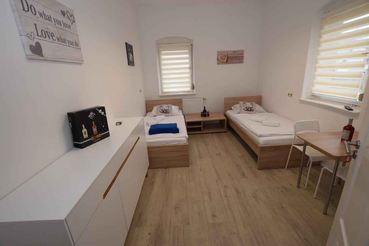 Monteurzimmer Kirchheim-Teck Kirchheim unter Teck Ngoại thất bức ảnh