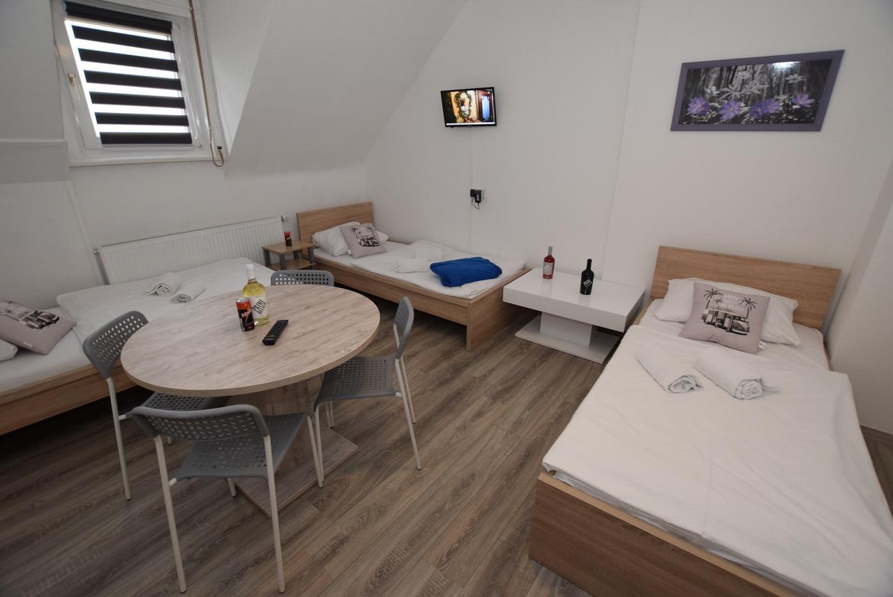 Monteurzimmer Kirchheim-Teck Kirchheim unter Teck Ngoại thất bức ảnh